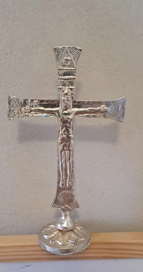 Cruz Alfa y Omega